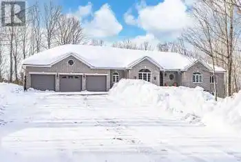 5 Maple Ridge Road, Oro-Medonte, Ontario L0L2L0, 4 Bedrooms Bedrooms, ,3 BathroomsBathrooms,All Houses,For Sale,Maple Ridge,S12016929