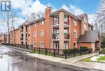 131 Clapperton Street Unit# 303, Barrie (Wellington), Ontario L4M3G3, 2 Bedrooms Bedrooms, ,1 BathroomBathrooms,Condo,For Sale,Clapperton,S12017762