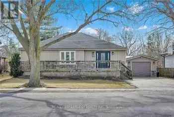 423 George Street, Haldimand (Dunnville), Ontario N1A2T8, 3 Bedrooms Bedrooms, ,1 BathroomBathrooms,All Houses,For Sale,George,X12018157