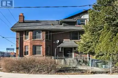 18 Barton Avenue Toronto (Annex) Ontario M5R1G8