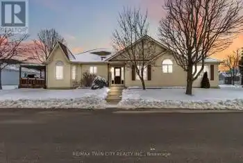 26 Walsingham Drive, Norfolk (Port Rowan), Ontario N0E1M0, 3 Bedrooms Bedrooms, ,2 BathroomsBathrooms,All Houses,For Sale,Walsingham,X11988560