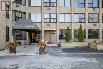 200 Highway 20 West Highway Unit# 404B, Pelham (662 - Fonthill), Ontario L0S1M0, 2 Bedrooms Bedrooms, ,2 BathroomsBathrooms,Condo,For Sale,Highway 20 West,X12018760