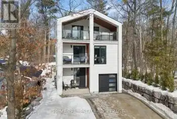 35 Walker Street, Lambton Shores (Grand Bend), Ontario N0M1T0, 5 Bedrooms Bedrooms, ,5 BathroomsBathrooms,All Houses,For Sale,Walker,X12018993