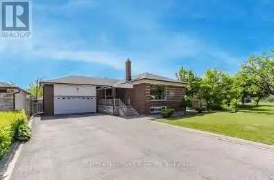 6 Azrock Road Toronto (Rustic) Ontario M6L2W9