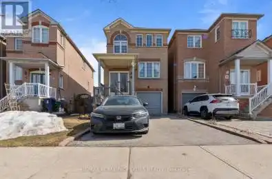 17 Touchstone Drive Toronto (Brookhaven-Amesbury) Ontario M6M5L3