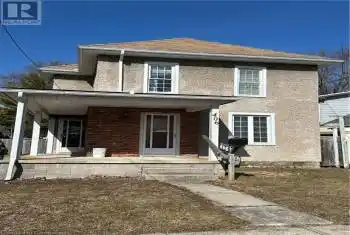 406 ROSS Avenue, Dunnville, Ontario N1A2S3, 2 Bedrooms Bedrooms, ,1 BathroomBathrooms,All Houses,For Sale,ROSS,40706452