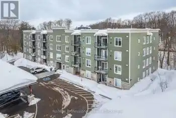 391 James Street Unit# 402, Gravenhurst (Muskoka (S)), Ontario P1P0A5, 3 Bedrooms Bedrooms, ,2 BathroomsBathrooms,Condo,For Sale,James,X12019583