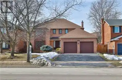 1852 PILGRIMS Way Oakville Ontario L6M1X1