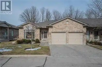 900 DOON VILLAGE Road Unit# 12 Kitchener Ontario N2P1A4