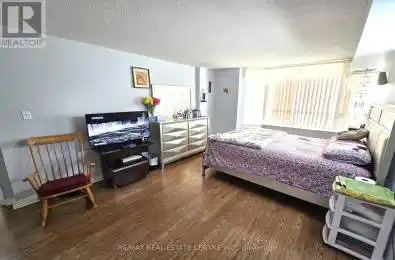 30 Malta Avenue Unit# 303 Brampton (Fletcher's Creek South) Ontario L