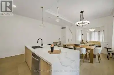 200 Dunn Avenue Unit# 200 Toronto (South Parkdale) Ontario M6K2R9