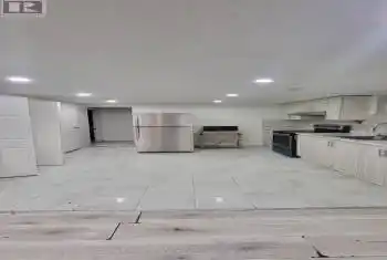 66 Corby Crescent, Brampton (Brampton South), Ontario L6Y1H1, 3 Bedrooms Bedrooms, ,1 BathroomBathrooms,All Houses,For Rent,Corby,W12022186