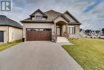 4230 Village Creek Drive, Fort Erie (328 - Stevensville), Ontario L0S1S0, 4 Bedrooms Bedrooms, ,3 BathroomsBathrooms,All Houses,For Sale,Village Creek,X12009591