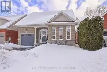 27 Meadow's End Crescent, Uxbridge, Ontario L9P0A5, 3 Bedrooms Bedrooms, ,3 BathroomsBathrooms,All Houses,For Sale,Meadow's End,N12022337