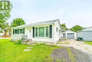 122 Victoria Avenue, Brock (Beaverton), Ontario L0K1A0, 2 Bedrooms Bedrooms, ,1 BathroomBathrooms,All Houses,For Sale,Victoria,N12022743