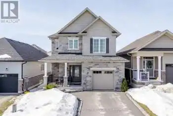 8 Veterans Road, Otonabee-South Monaghan, Ontario K9J0K1, 3 Bedrooms Bedrooms, ,4 BathroomsBathrooms,All Houses,For Sale,Veterans,X12022726