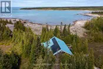 130 Pine Tree Harbour Road, Northern Bruce Peninsula, Ontario N0H1Z0, 4 Bedrooms Bedrooms, ,2 BathroomsBathrooms,All Houses,For Sale,Pine Tree Harbour,X12022881
