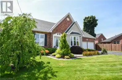 51 QUEENSWAY Drive Brantford Ontario N3R7H2