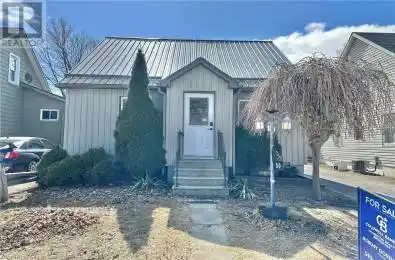 30 BELL Street Delhi Ontario N4B1W8