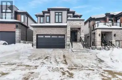 528 NATHALIE Crescent Kitchener Ontario N2E0H8