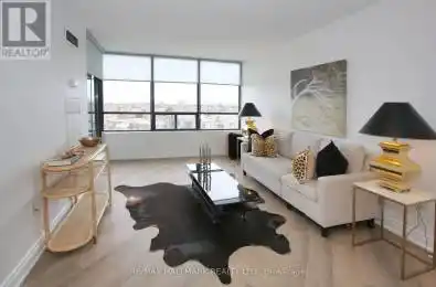 7420 Bathurst Street Unit# 706 Vaughan (Brownridge) Ontario L4J6X4