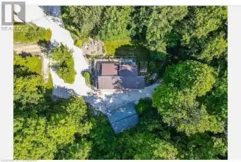 11 14TH Avenue Unit# 11, South Bruce Peninsula, Ontario N0H2T0, 4 Bedrooms Bedrooms, ,2 BathroomsBathrooms,All Houses,For Sale,14TH,40706990