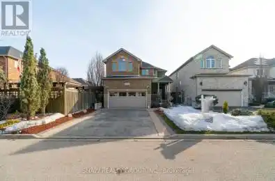 7 Yates Avenue Cambridge Ontario N1P1H1