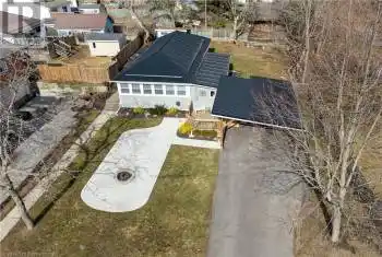 210 CHAPMAN Street, Port Dover, Ontario N0A1N0, 2 Bedrooms Bedrooms, ,1 BathroomBathrooms,All Houses,For Sale,CHAPMAN,40706492