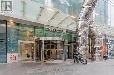1 Bloor Street Unit# 6301 Toronto (Church-Yonge Corridor) Ontario M4W1