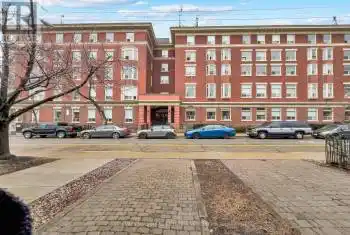 150 Fermanagh Avenue Unit# 4A, Toronto (Roncesvalles), Ontario M6R1M3, 3 Bedrooms Bedrooms, ,2 BathroomsBathrooms,All Houses,For Rent,Fermanagh,W12023848