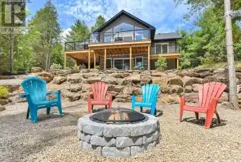1121 Farm Lake Lane, North Frontenac (Frontenac North), Ontario K0H1K0, 4 Bedrooms Bedrooms, ,2 BathroomsBathrooms,All Houses,For Sale,Farm Lake,X12020548
