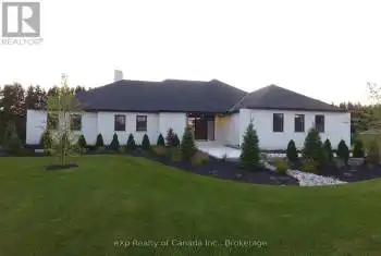 33 August Crescent, Norwich (Otterville), Ontario N0J1R0, 3 Bedrooms Bedrooms, ,3 BathroomsBathrooms,All Houses,For Sale,August,X12024452