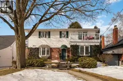 4 Harding Boulevard Toronto (Birchcliffe-Cliffside) Ontario M1N3C9
