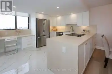 7601 Bathurst Street Unit# 1404 Vaughan (Crestwood-Springfarm-Yorkhill