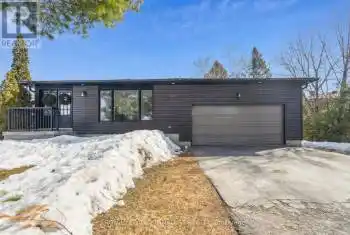 2199 Richard Street, Innisfil (Alcona), Ontario L9S2C4, 5 Bedrooms Bedrooms, ,4 BathroomsBathrooms,All Houses,For Sale,Richard,N12025247