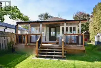 1556 Houston Avenue, Innisfil, Ontario L9S4M7, 2 Bedrooms Bedrooms, ,1 BathroomBathrooms,All Houses,For Sale,Houston,N12025497