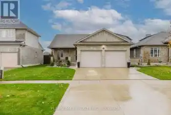 277 Thorne Drive, Strathroy-Caradoc (NE), Ontario N7G4C9, 4 Bedrooms Bedrooms, ,3 BathroomsBathrooms,All Houses,For Sale,Thorne,X12026143