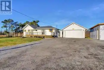 10272 COUNTY RD 2 Road, Alnwick/Haldimand, Ontario K9A4J8, 4 Bedrooms Bedrooms, ,2 BathroomsBathrooms,All Houses,For Sale,COUNTY RD 2,X12026419