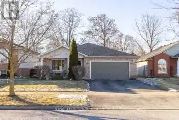 43 Foxtail Avenue, Welland (770 - West Welland), Ontario L3C7J6, 4 Bedrooms Bedrooms, ,2 BathroomsBathrooms,All Houses,For Sale,Foxtail,X11976749
