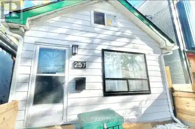 257 Craven Road Toronto (Greenwood-Coxwell) Ontario M4L2Z5