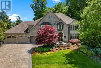 310 Bushwood Court, Waterloo, Ontario N2T2E6, 4 Bedrooms Bedrooms, ,6 BathroomsBathrooms,All Houses,For Sale,Bushwood,X12026735