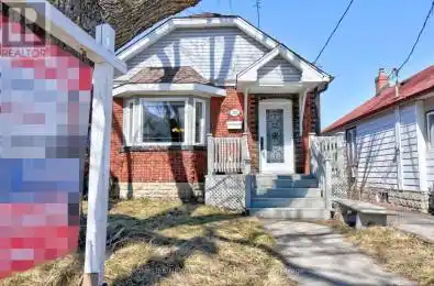 224 Belgravia Avenue Toronto (Briar Hill-Belgravia) Ontario M6E2M8