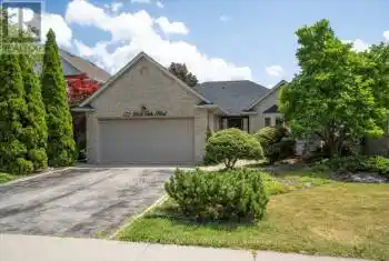 172 River Oaks Boulevard, Oakville (1015 - RO River Oaks), Ontario L6H5N7, 2 Bedrooms Bedrooms, ,2 BathroomsBathrooms,All Houses,For Rent,River Oaks,W12026947