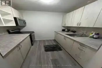 303 King Street Unit# 4, Waterloo, Ontario N2J1R1, 4 Bedrooms Bedrooms, ,1 BathroomBathrooms,Condo,For Rent,King,X12027057