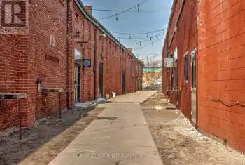 111 Sherwood Drive Unit# 22, Brantford, Ontario N3T6J9, ,Commercial,For Rent,Sherwood,X12027149