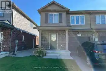126 Acacia Road, Pelham (662 - Fonthill), Ontario L0S1E6, 3 Bedrooms Bedrooms, ,3 BathroomsBathrooms,All Houses,For Rent,Acacia,X12027441