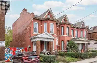 136 MACNAB Street Hamilton Ontario L8R2M3