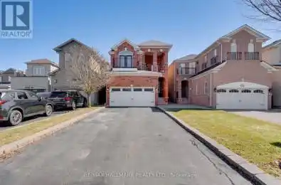 19 Medley Court Vaughan (Maple) Ontario L6A2R9