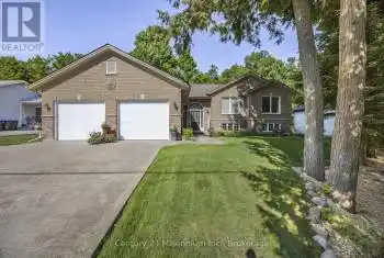 89 Trout Lane, Tiny, Ontario L9M0J1, 3 Bedrooms Bedrooms, ,3 BathroomsBathrooms,All Houses,For Sale,Trout,S12027942