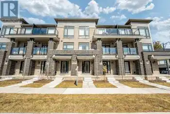 8 Esquire Way, Whitby (Taunton North), Ontario L1R3K4, 2 Bedrooms Bedrooms, ,3 BathroomsBathrooms,All Houses,For Sale,Esquire,E12028365